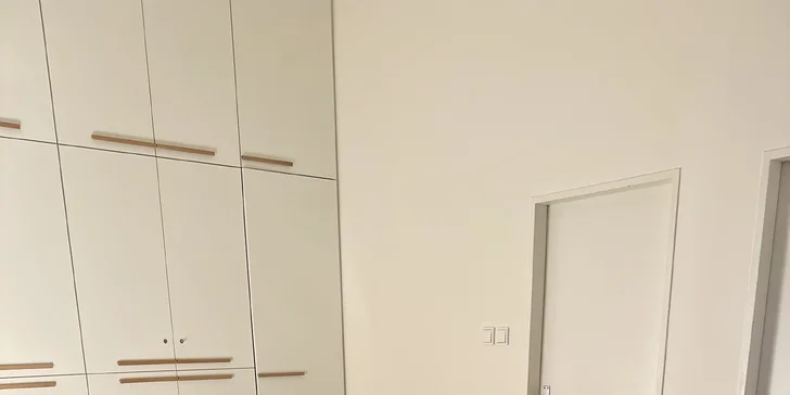 Masáže obličeje: liftingová, lymfatická, kobido, bukální a další techniky pro omlazení