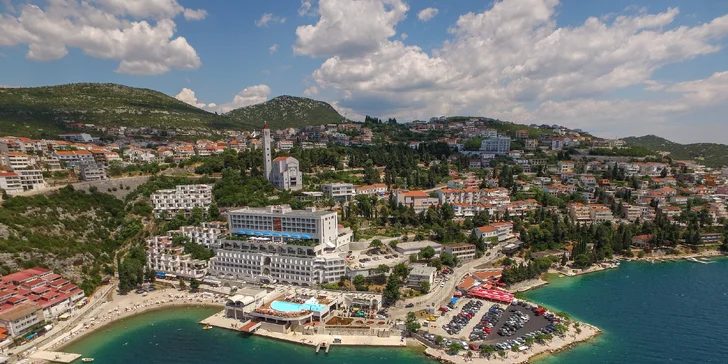 Bosna a Hercegovina: hotel Sunce Neum 100 m od moře, bazén a polopenze či plná penze