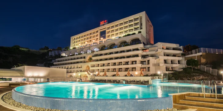 Bosna a Hercegovina: hotel Sunce Neum 100 m od moře, bazén a polopenze či plná penze