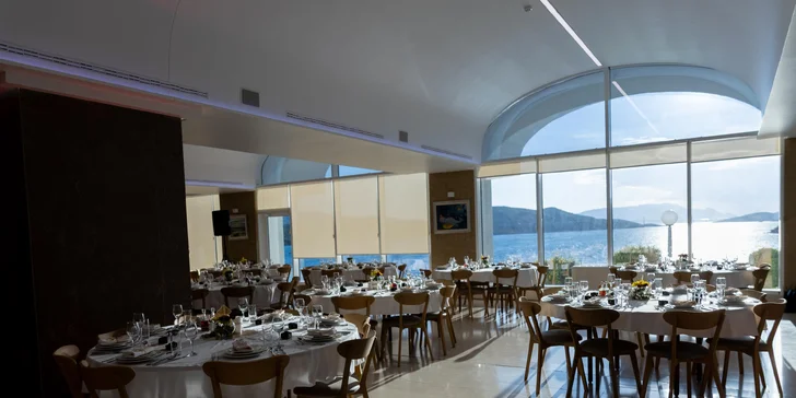 Bosna a Hercegovina: hotel Sunce Neum 100 m od moře, bazén a polopenze či plná penze