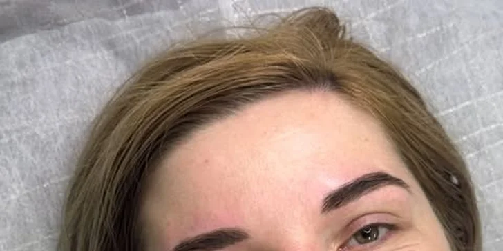 Neodolatelný pohled: úprava a barvení obočí v Brně