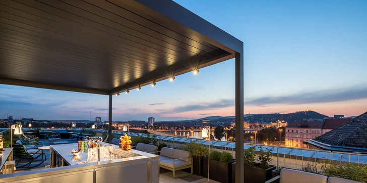 Pobyt v Budapešti: hotel na nábřeží Dunaje se snídaní