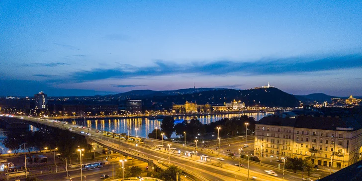 Pobyt v Budapešti: hotel na nábřeží Dunaje se snídaní