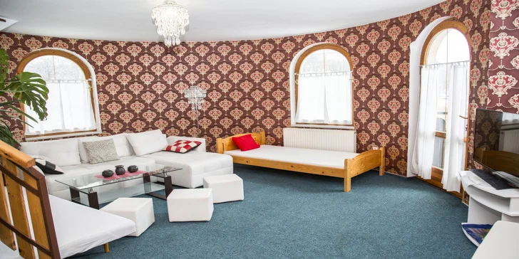 Dovolená v penzionu na Náchodsku, 30 km od Adršpachu: snídaně a wellness i bazén