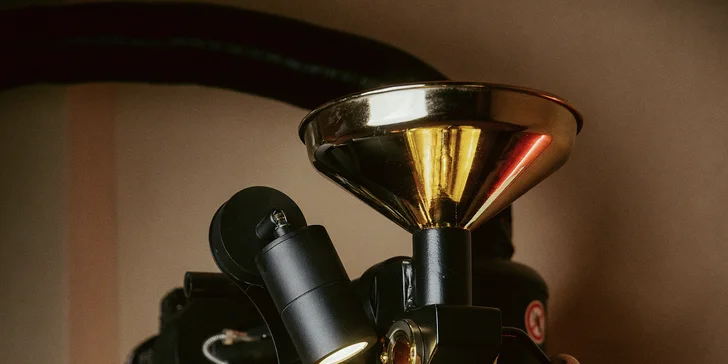 Kurzy domácí přípravy filtru či espressa, nebo zážitkové pražení kávy až pro 5 osob