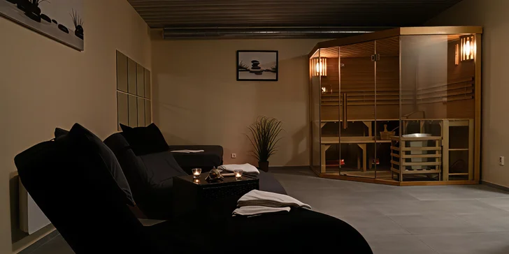 Romantika v Kolíně: pobyt se snídaní, soukromým wellness a sektem