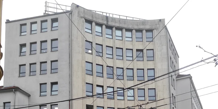 Vyhlazení vrásek i boj s akné: ultrazvukové ošetření pleti, zlatá terapie nebo kompletní balíček, vč. LED fototerapie