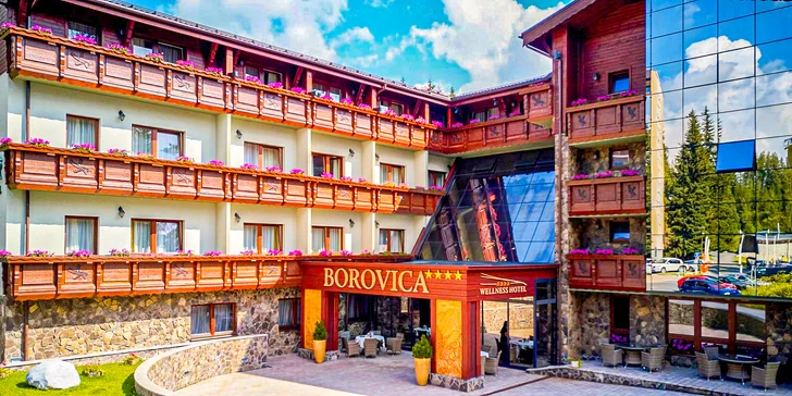 Wellness pobyt uprostřed tatranských lesů na Štrbském Plese: vodní a saunový svět i masáže