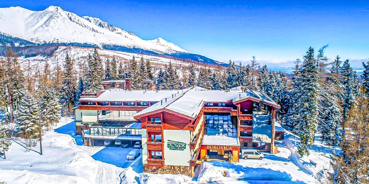 Wellness pobyt uprostřed tatranských lesů na Štrbském Plese: vodní a saunový svět i masáže