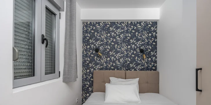 Apartmány nedaleko Sveti Stefan: venkovní bazén, super poloha kousek od moře