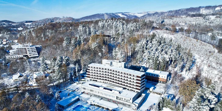 Pobyt v Rožnově pod Radhoštěm: jednoduché ubytování až pro 10 osob a možnost snídaně ve 4* hotelu