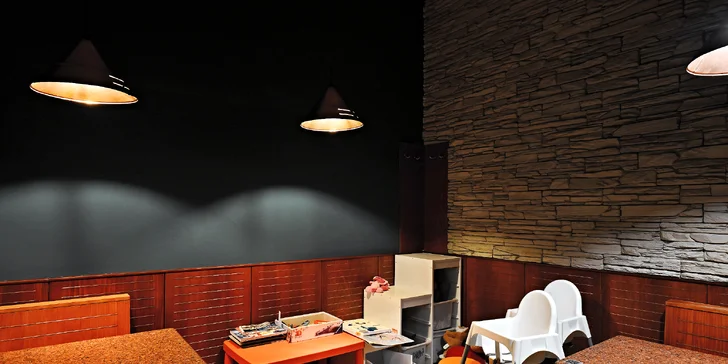 Otevřené vouchery na cokoli v hodnotě 350-1000 Kč do rodinné restaurace na Žižkově