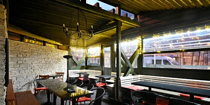 Otevřené vouchery na cokoli v hodnotě 350-1000 Kč do rodinné restaurace na Žižkově