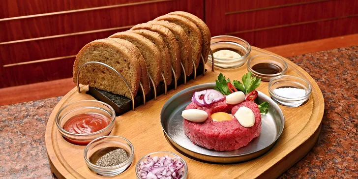 Otevřené vouchery na cokoli v hodnotě 350-1000 Kč do rodinné restaurace na Žižkově