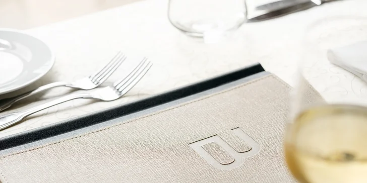 Dárkové vouchery na 1500 až 3000 Kč do restaurace Brick's na Malé Straně