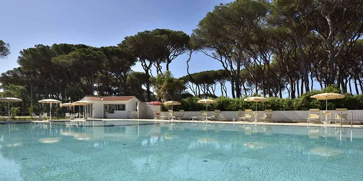 Luxusní dovolená v Toskánsku: 5* hotel přímo u pláže, snídaně nebo polopenze, animace