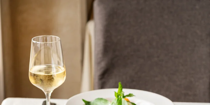 Dárkové vouchery na 1500 až 3000 Kč do restaurace Brick's na Malé Straně