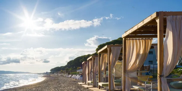 Luxusní dovolená v Toskánsku: 5* hotel přímo u pláže, snídaně nebo polopenze, animace