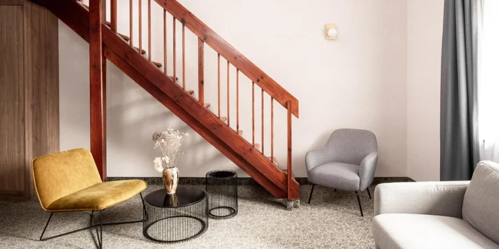 Půvabný hotel v historickém parku nedaleko Krakova se snídaní nebo polopenzí