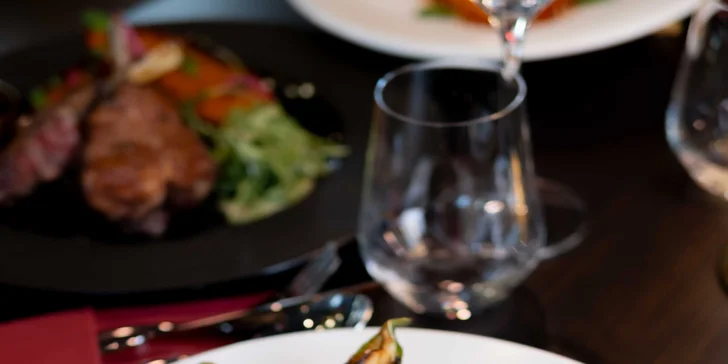 Otevřené vouchery v hodnotě 500-2000 Kč do moderní asijské fusion restaurace