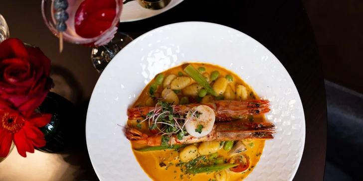 Otevřené vouchery v hodnotě 500-2000 Kč do moderní asijské fusion restaurace