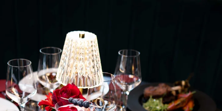 Otevřené vouchery v hodnotě 500-2000 Kč do moderní asijské fusion restaurace