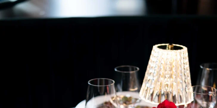 Otevřené vouchery v hodnotě 500-2000 Kč do moderní asijské fusion restaurace