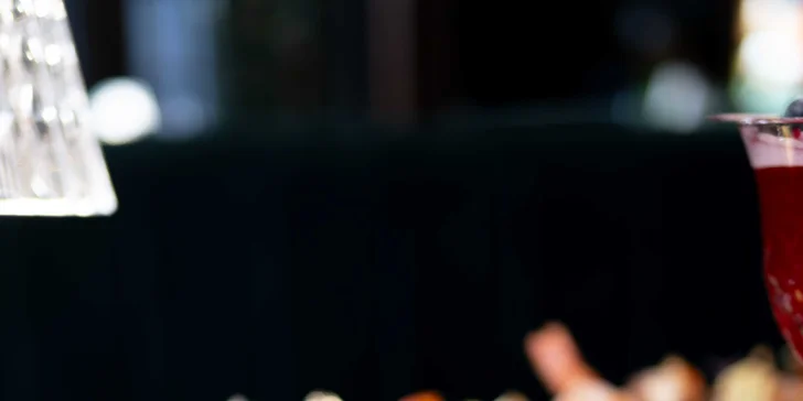 Otevřené vouchery v hodnotě 500-2000 Kč do moderní asijské fusion restaurace