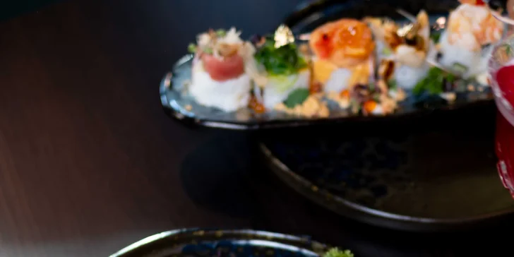 Otevřené vouchery v hodnotě 500-2000 Kč do moderní asijské fusion restaurace