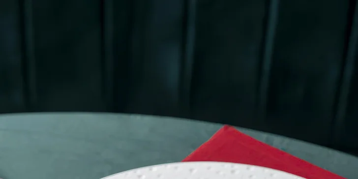 Otevřené vouchery v hodnotě 500-2000 Kč do moderní asijské fusion restaurace