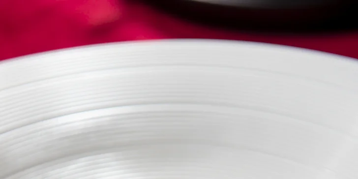 Otevřené vouchery v hodnotě 500-2000 Kč do moderní asijské fusion restaurace