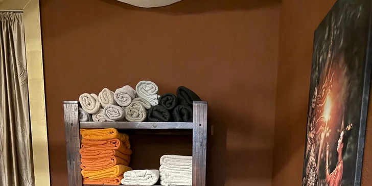 Romantika při thajské olejové masáži: 60minutová péče pro 2 osoby