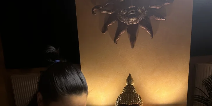 Masáž dle výběru v Golden Palms: kokosová, orientální nebo lávové kameny pro hlubokou úlevu