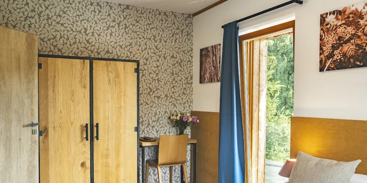 Moravský kras: nádherné ubytování v přírodě s polopenzí i vínem a privátním wellness