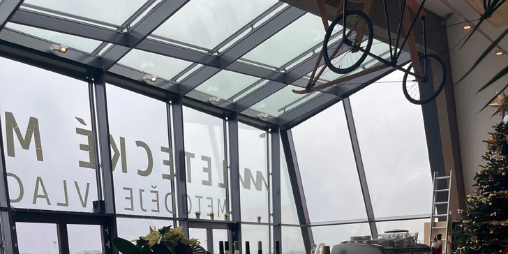 Vouchery až na 500 Kč na vše v kavárně Hangár café v Mladé Boleslavi