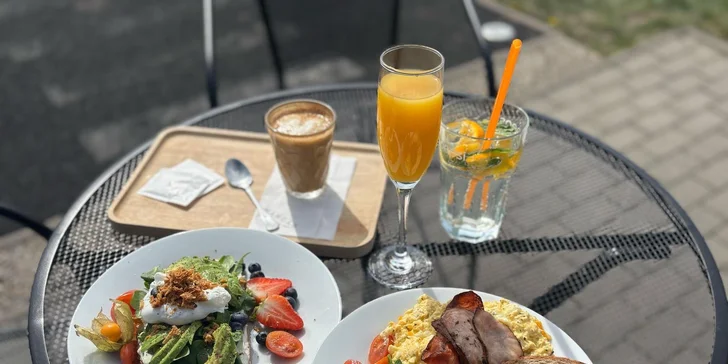 Vouchery až na 500 Kč na vše v kavárně Hangár café v Mladé Boleslavi