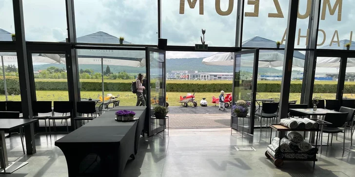 Vouchery až na 500 Kč na vše v kavárně Hangár café v Mladé Boleslavi