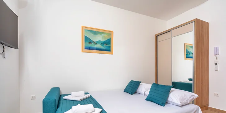 Krásné apartmány v Petrovaci, 200 metrů od pláže a střešní terasa s výhledem