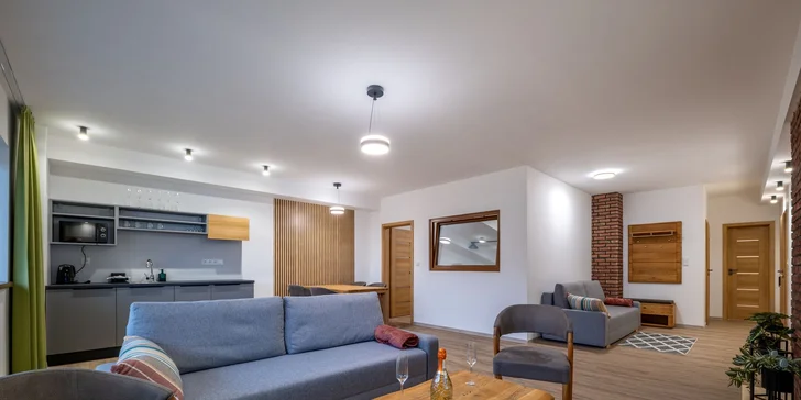 Stylové apartmány na Liptově: strava, výhled na hory i wellness v hobitích domečcích