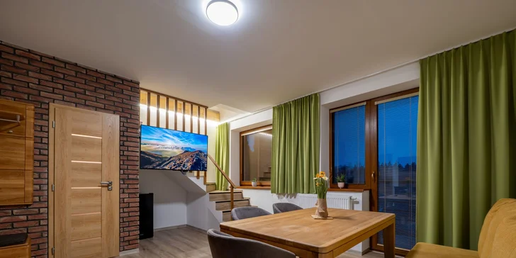 Stylové apartmány na Liptově: strava, výhled na hory i wellness v hobitích domečcích