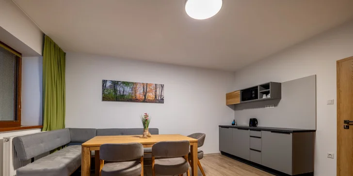 Stylové apartmány na Liptově: strava, výhled na hory i wellness v hobitích domečcích