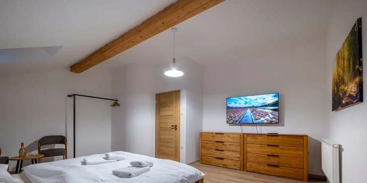 Stylové apartmány na Liptově: strava, výhled na hory i wellness v hobitích domečcích