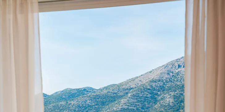 Relax na ostrově Korčula: 4* hotel se stravou, neomezeným wellness i večerním a dětským programem