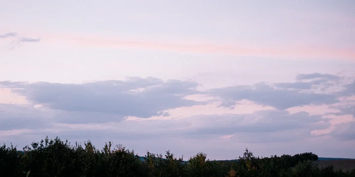 Glamping ve Velkých Pavlovicích přímo u vinice s výhledem na Pálavu