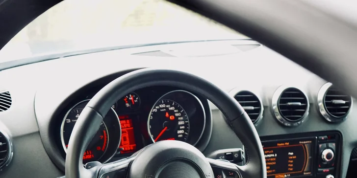 Pronájem sportovního vozu Audi TT: zážitková jízda až na 72 hodin