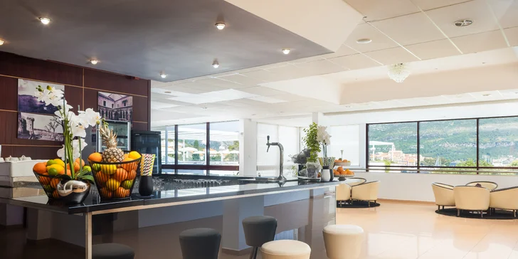 Relax na ostrově Korčula: 4* hotel se stravou, neomezeným wellness i večerním a dětským programem