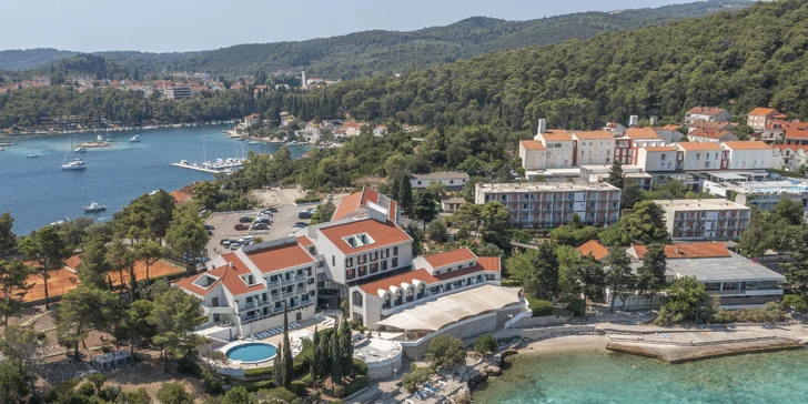Relax na ostrově Korčula: 4* hotel se stravou, neomezeným wellness i večerním a dětským programem