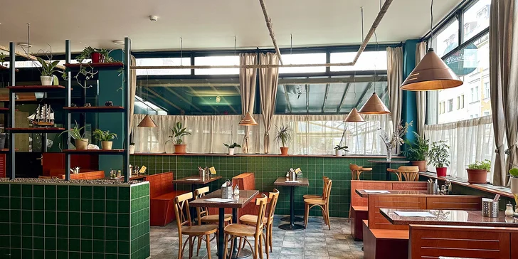 Otevřené vouchery na cokoli v hodnotě 350-1000 Kč do rodinné restaurace na Žižkově
