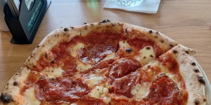 Ochutnejte Itálii: 2x pravá italská pizza o průměru 32 cm dle výběru