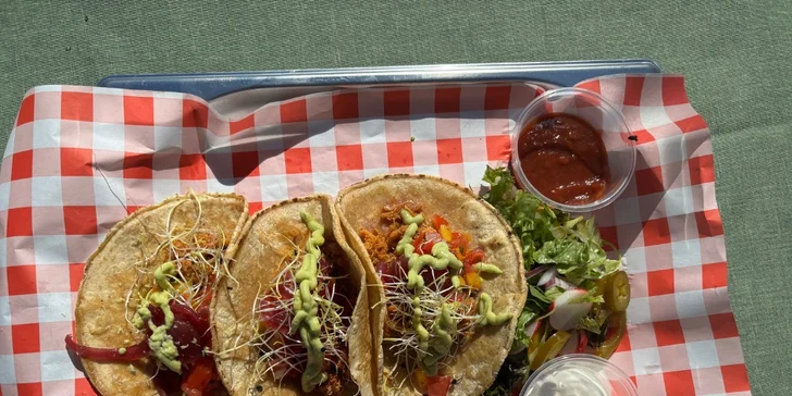 Mexický street food: tacos, quesadillas, nebo burritos a nebeský dezert churros